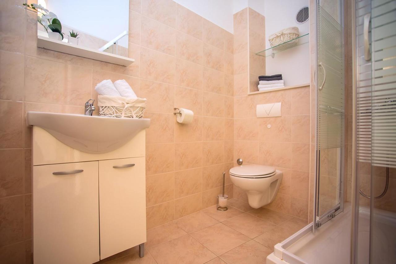 Villa Maslina, With Private 32M2Pool, Panoramic Views On 100Km Coastline, 12 Pax Lokva Rogoznica Buitenkant foto